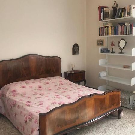 A Casa Di Claudia Apartment Venice Luaran gambar